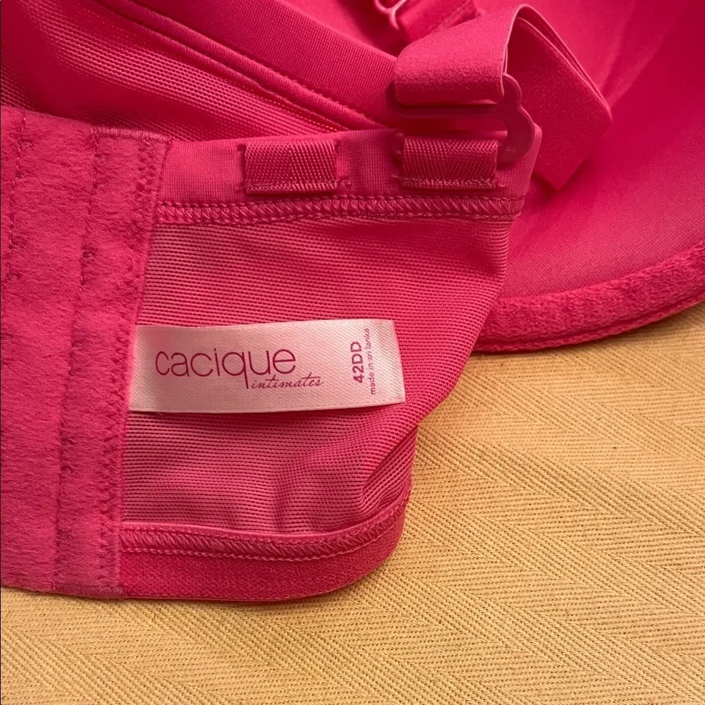 Cacique Vibrant Pink Lace Bra Size 42DD